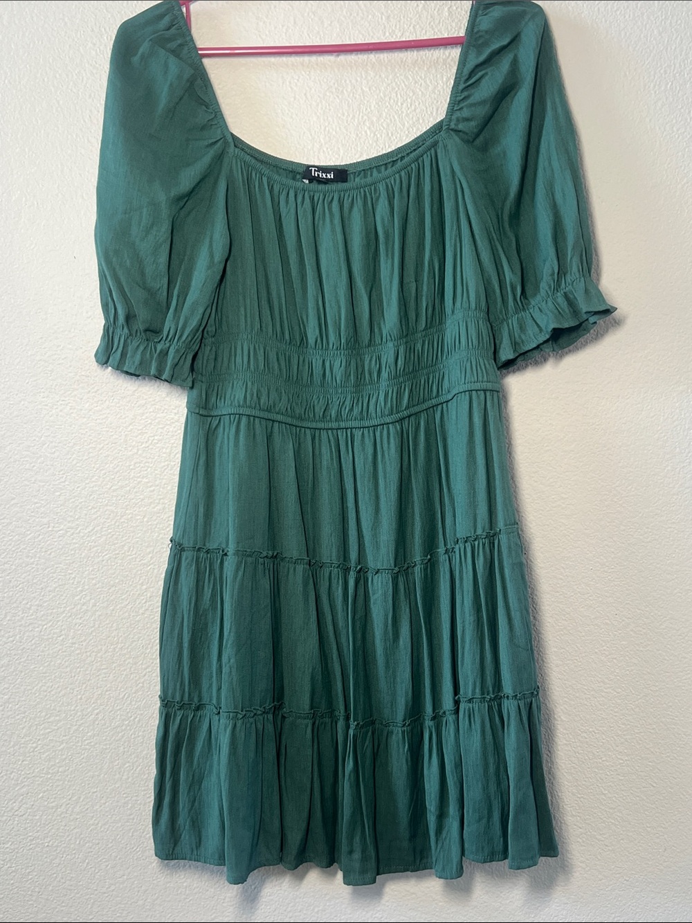 Trixxi Green Puff-Sleeve Tiered Mini Dress